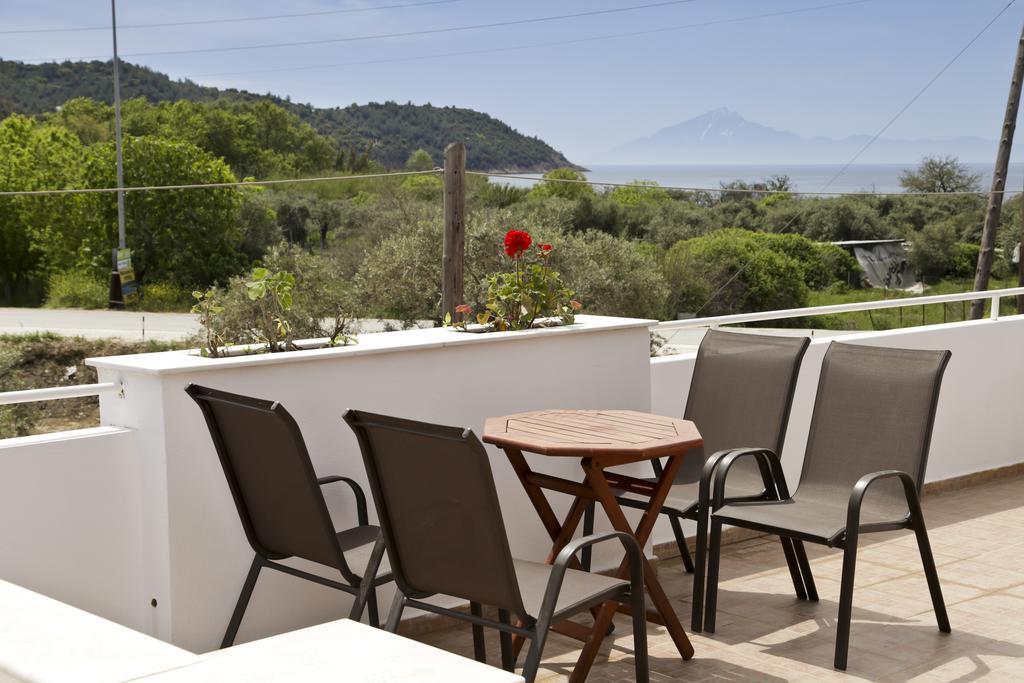 Kapahi Magic Hotel Apartments Potos Exterior photo